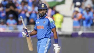 Dinesh Karthik Questions Shreyas Iyer's Omission from India's Asia Cup Squad: 'A Tad Unfair' - Watch