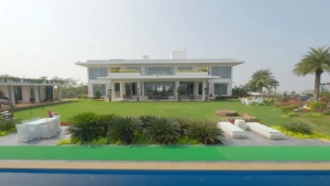 Rakesh Roshan’s stunning Khandala mansion: Luxury meets nature with Olympic-size pool and lavish amenities - see photos