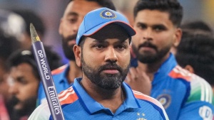 Watch: Rohit Sharma waves to fan while being stuck in Mumbai traffic