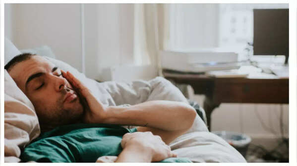 Understanding fatigue and weakness as potential colon cancer indicators