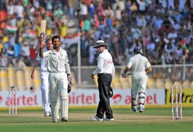 206* vs England, Ahmedabad