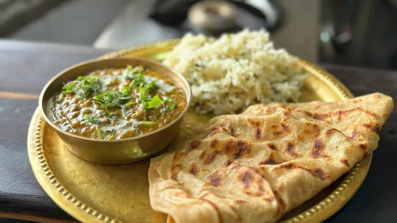 Excessive dal consumption: Benefits, risks, and moderation tips